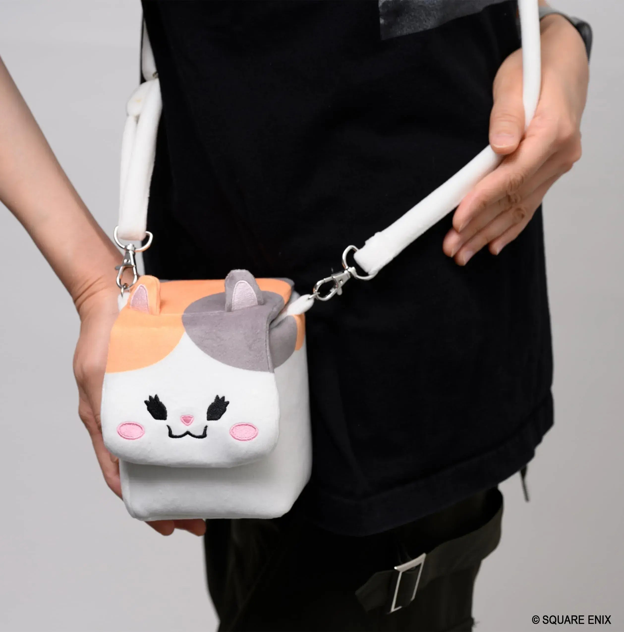 Square Enix Final Fantasy Fluffy Sling Deck Box Fat Cat