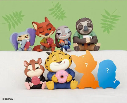 Takara Tomy Arts Zootopia Box Plush Hug Toy