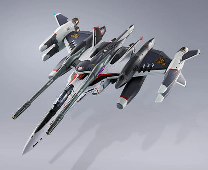 Tamashii Nations Macross Tornado Messiah Valkyrie DX Chogokin Figure