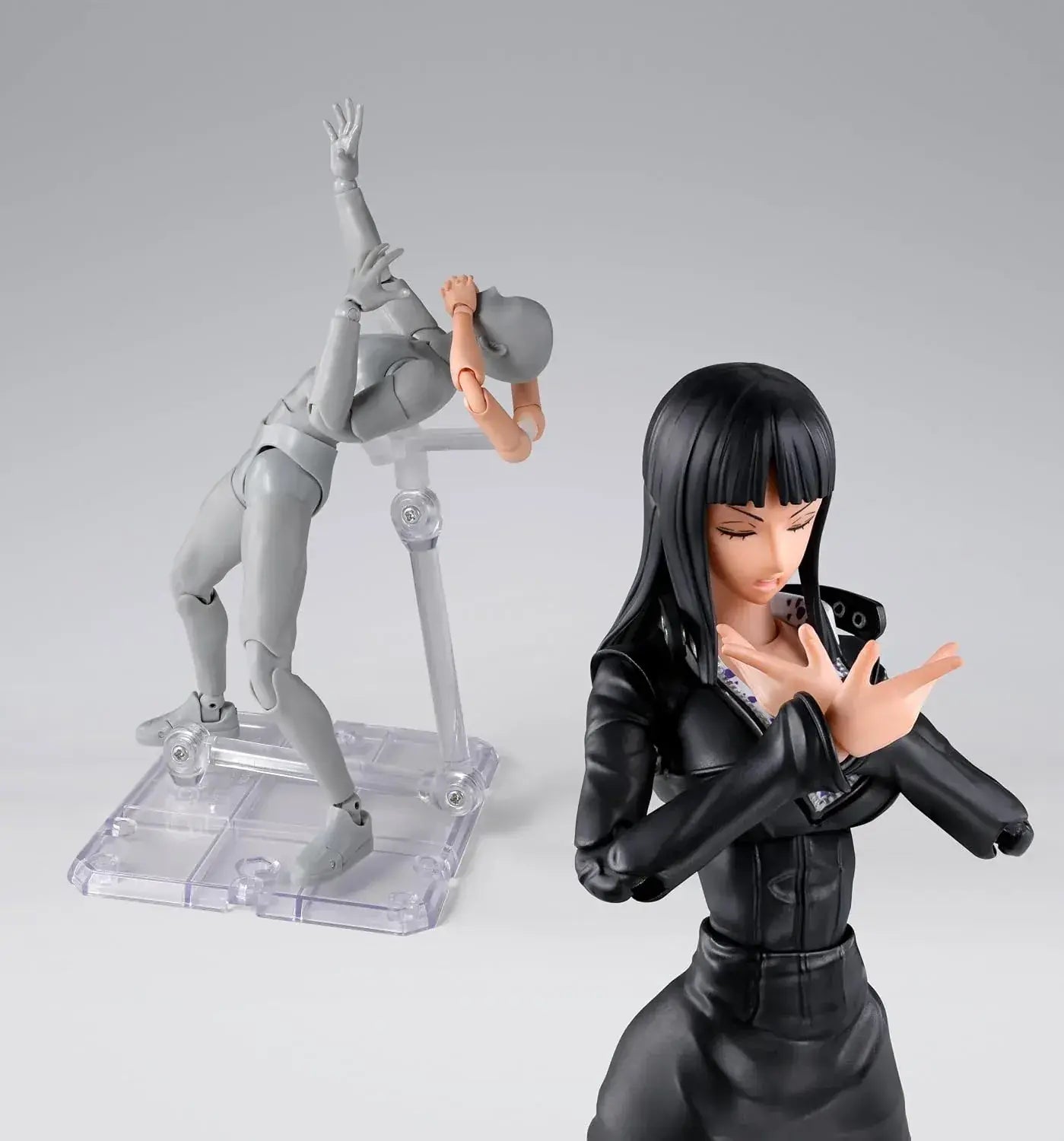 Tamashii Nations Nico Robin Action Figure PVC ABS
