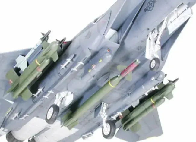 Tamiya F15E Strike Eagle Bankerbuster Plastic Model