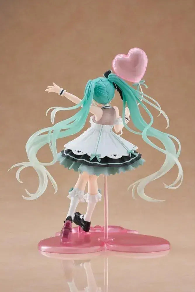 Thunder Tech Hatsune Miku Birthday 2025 AMP Party Ver Figure