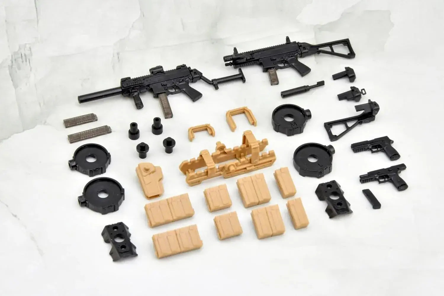 Tomytec Little Armory LA-MD02 Megami Device SMG Unpainted Kit