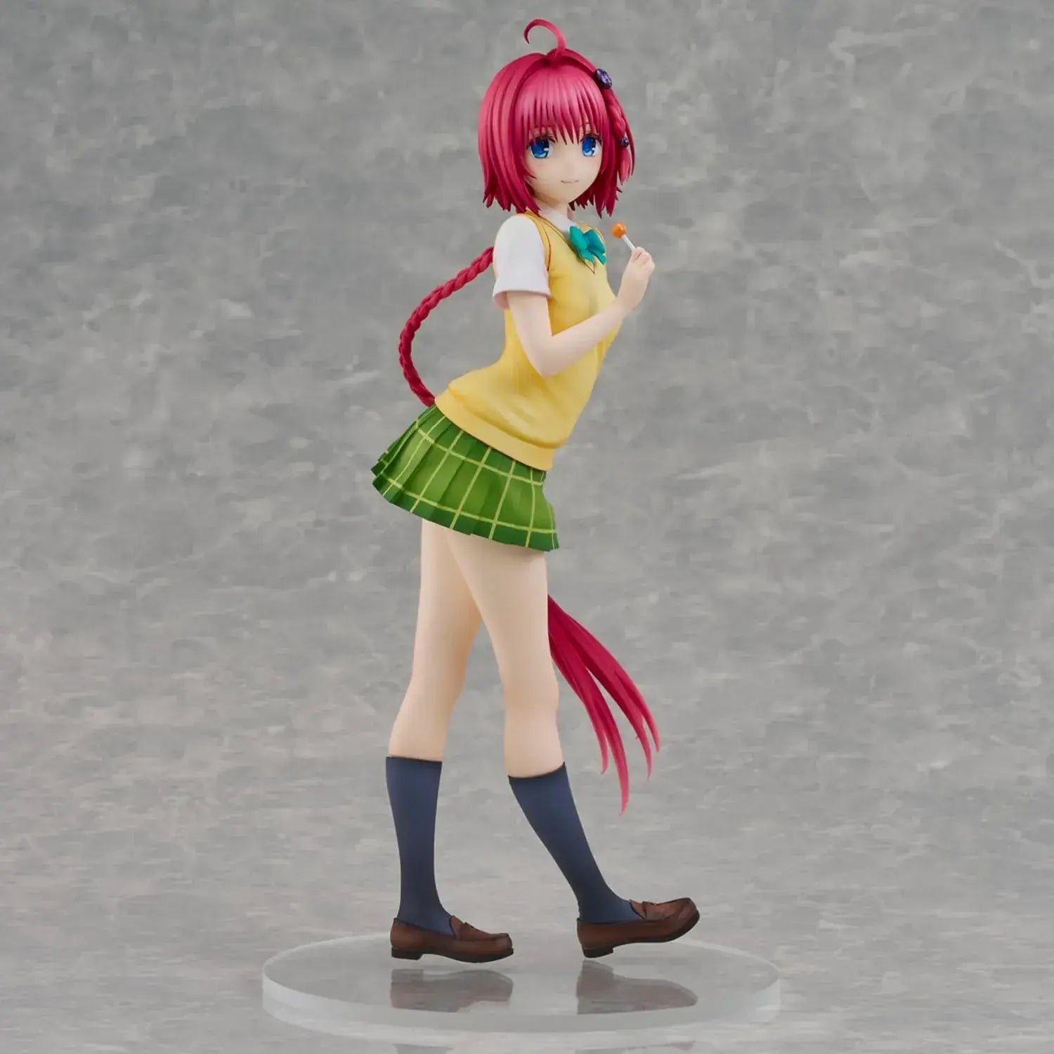 Union Creative Darkness Momo Belia Deviluke PVC Figure