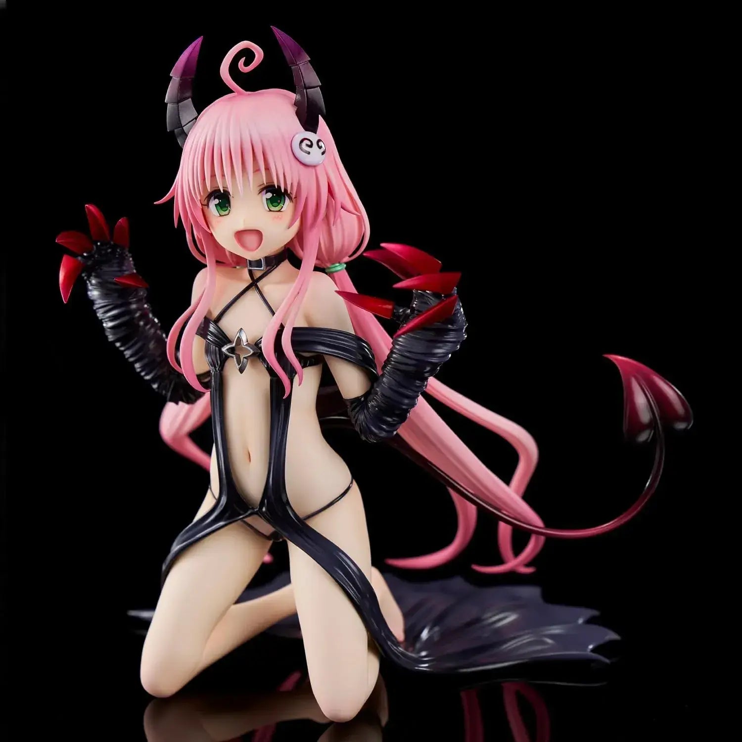Union Creative Lara Satarin Devilk Figure 16 Scale PVC ABS