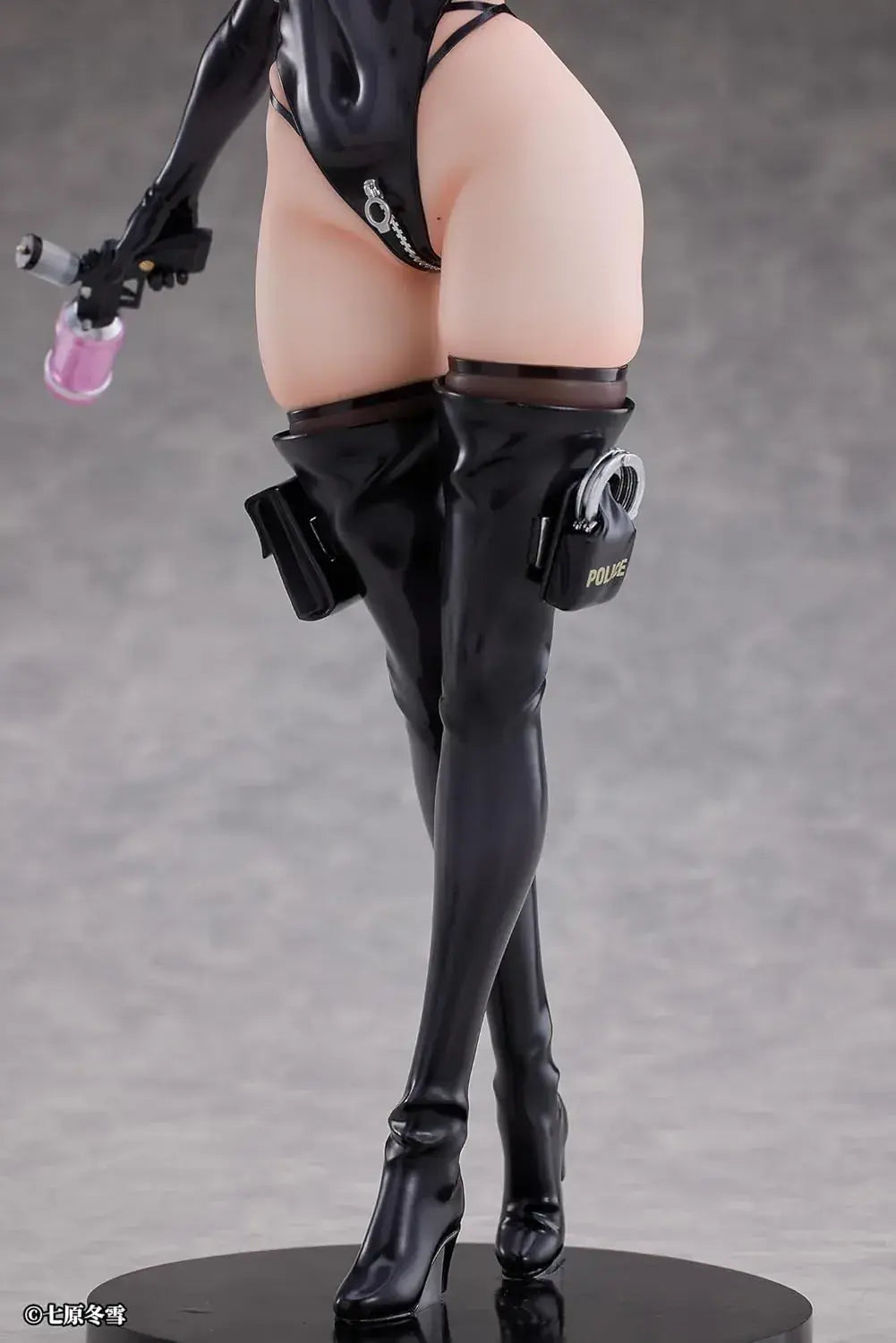 Vivify Saki Utomiya 16 Scale PVC ABS Figure