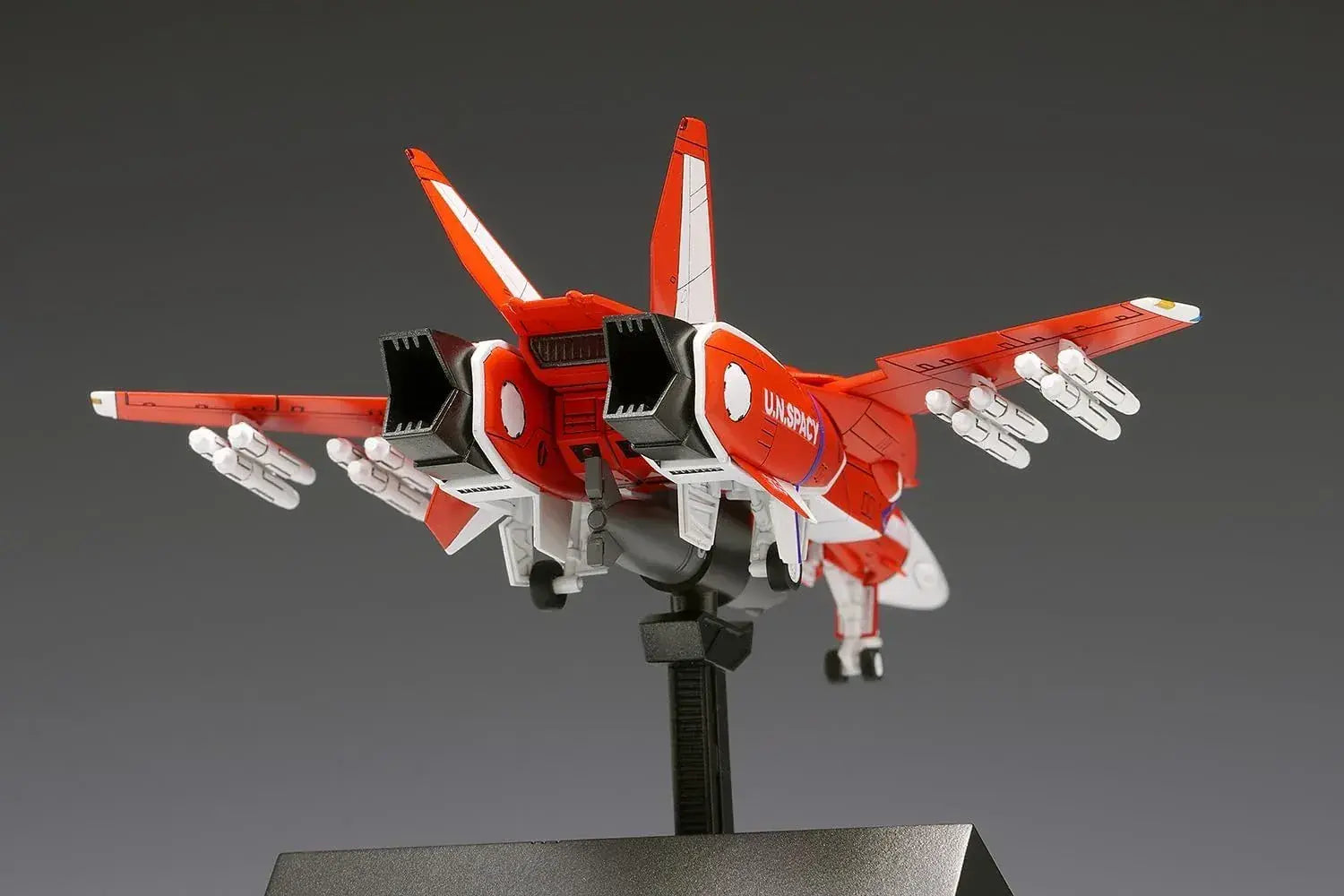 Wave VF 1J Valkyrie Fighter 1 100 Scale 14 cm Model