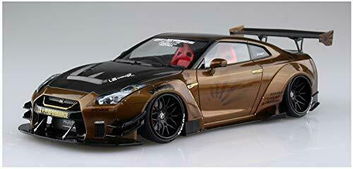 Aoshima 1/24 Lb Works R35 Gt-r Type 2 Ver.1 Plastic Model Kit