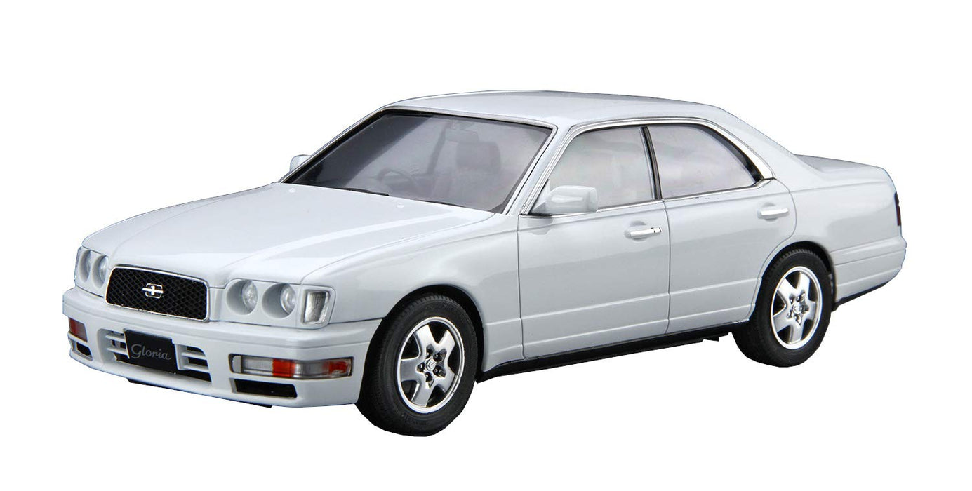AOSHIMA le modèle de voiture 1/24 Nissany33 Cedric/Gloria Gran Turismo '95 modèle en plastique