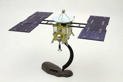 AOSHIMA 49020 Hayabusa Muses-C Planet Search Space Craft Kit à l'échelle 1/32
