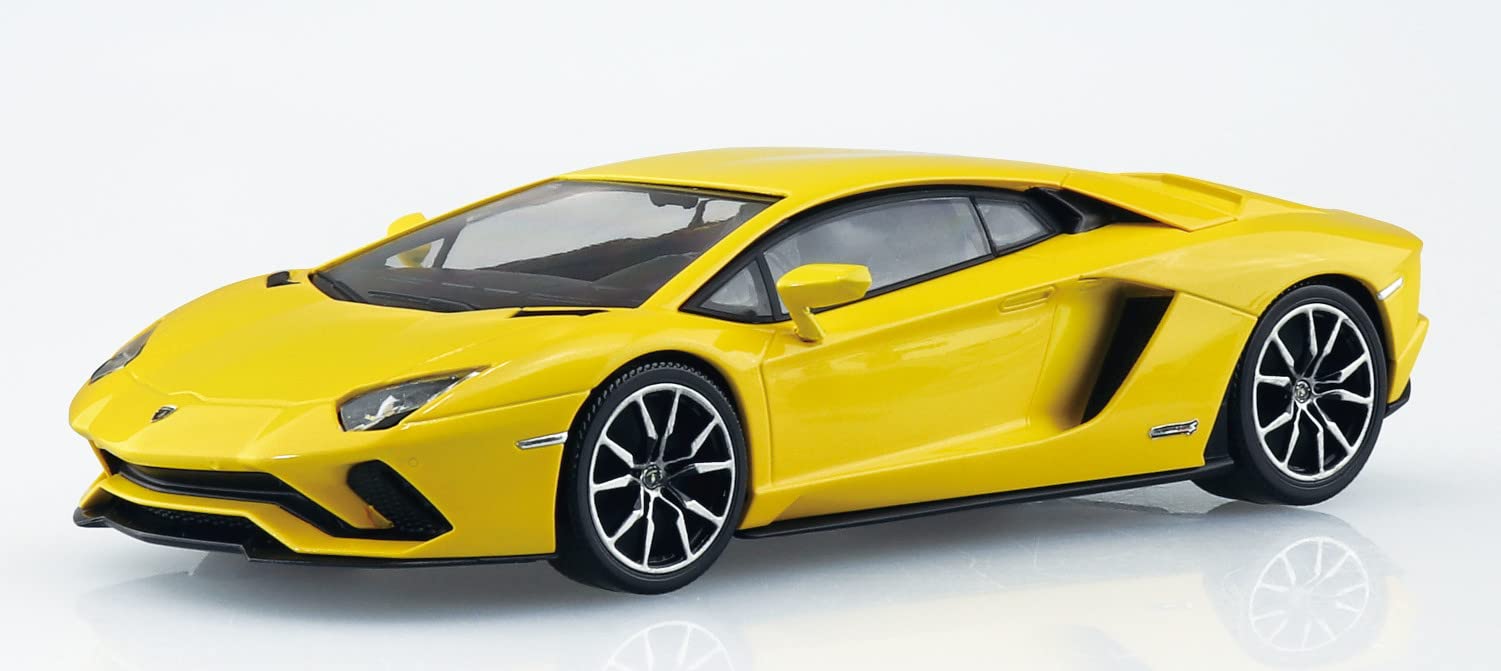 AOSHIMA The Snap Kit No.12-B 1/32 Lamborghini Aventador S Pearl Yellow Plastic Model