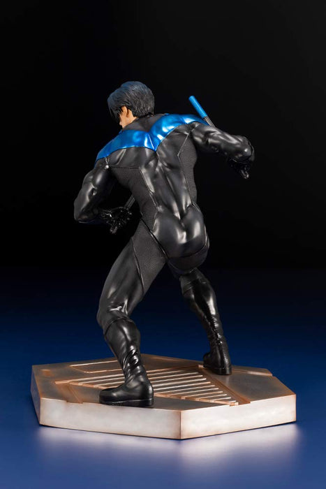 KOTOBUKIYA Sv259 Artfx Nightwing Figurine à l'échelle 1/6
