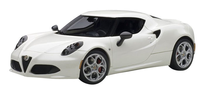 Autoart 1/18 Alfa Romeo 4C White- Japan Figure Store - #1 Bring To You The Best Japanese Goods