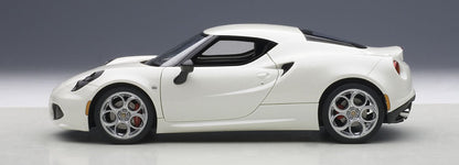 Autoart 1/18 Alfa Romeo 4C White- Japan Figure Store - #1 Bring To You The Best Japanese Goods
