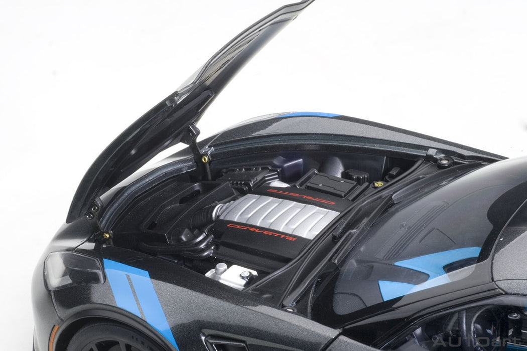 Autoart 1/18 Corvette C7 Gransport Gray/Black/Blue Hashmark