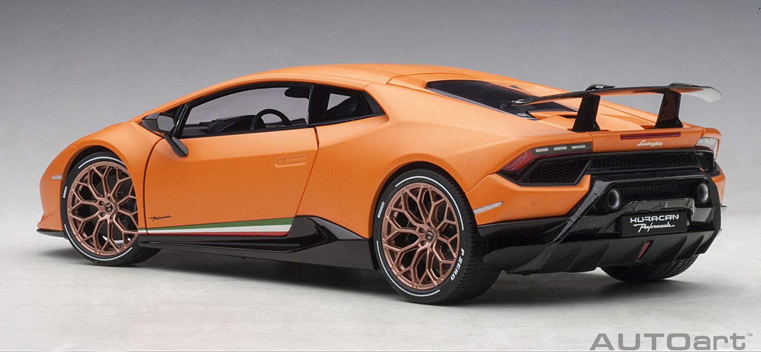 Autoart 1/18 Lamborghini Huracan Performante Orange Mat