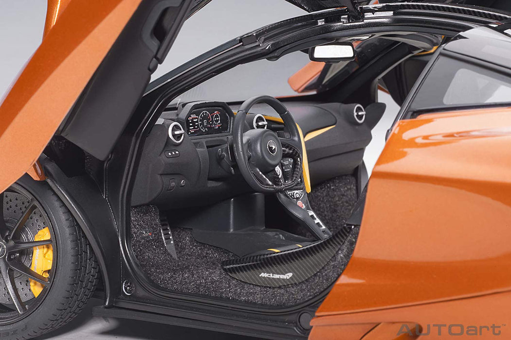 Autoart 1/18 McLaren 720S Orange 76074