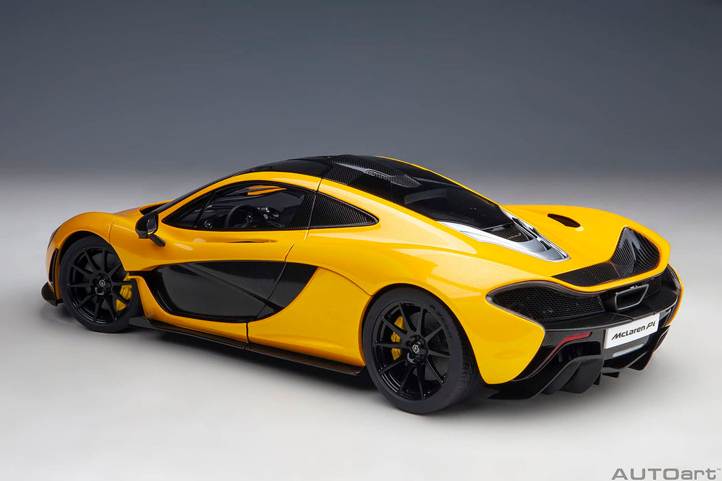 Autoart 1/18 McLaren P1 Yellow/Black & Yellow Seat