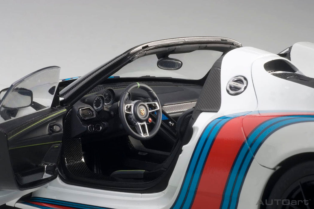Autoart 1/18 Porsche 918 Spyder White/Martini