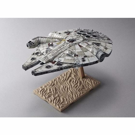 Bandai 1/144 Millennium Falcon The Force Awakens Plastic Model Kit Star Wars
