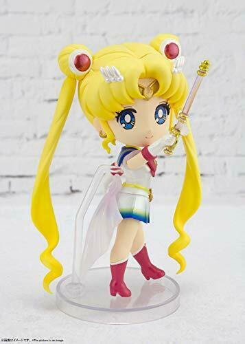 Bandai Figuarts Mini Super Sailor Moon -eternal Edition- Figure