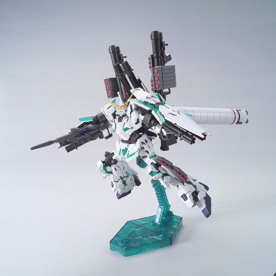 Bandai Hguc 1/144 Rx-0 Full Armor Licorne Gundam Destroy Mode Kit de modèle en plastique