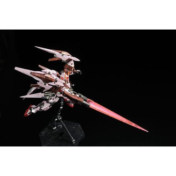 Bandai Mg 1/100 Gn-0000 + Gnr-010 Trans-am Raiser Plastic Model Kit Gundam 00