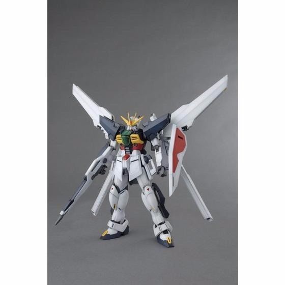 Bandai Mg 1/100 Gundam Double X Plastic Model Kit Gundam X