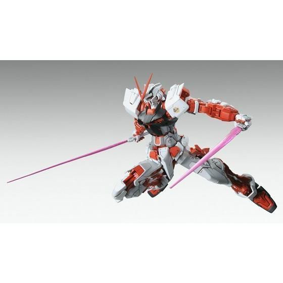 Bandai Mg 1/100 Mbf-p02 Gundam Astray Kit de modèle en plastique avec cadre rouge Gundam Seed