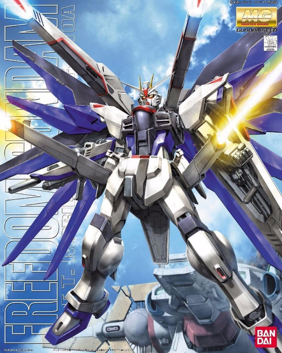 Bandai Mg 1/100 Zgmf-x10a Kit de modèle en plastique Freedom Gundam Gundam Seed Japon