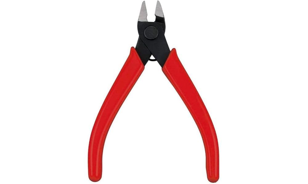 Bandai Spirits Red Entry Nippers for Precision Cutting