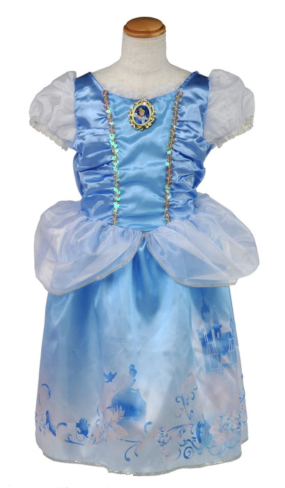 TAKARA TOMY Disney Princess Robe à la mode Cendrillon