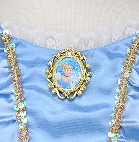 TAKARA TOMY Disney Princess Robe à la mode Cendrillon