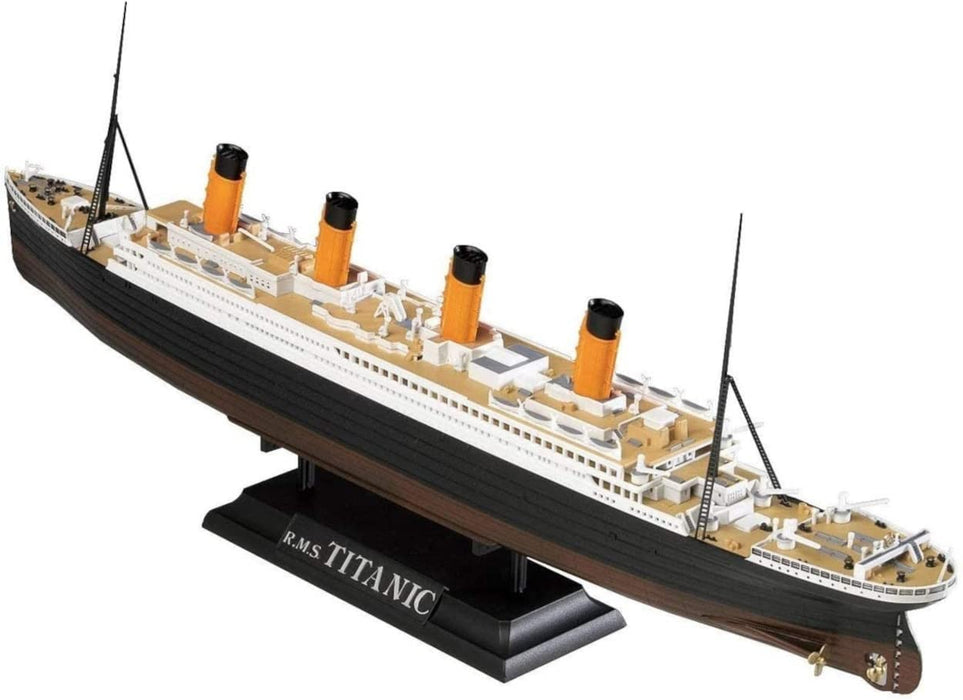 DOYUSHA 1/700 RMS Titanic Led Set Modèle Plastique