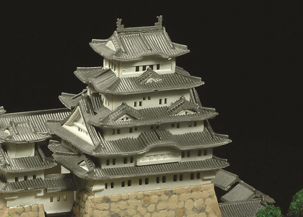 DOYUSHA Jj1 Japanisches Schloss Himeji Kunststoffmodell im Maßstab 1:800