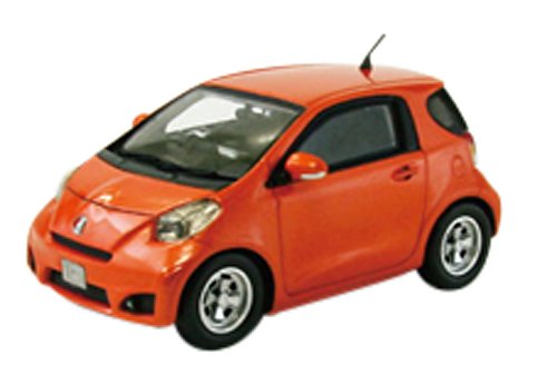 EBBRO 44698 Toyota Iq Orange 1/43 Scale