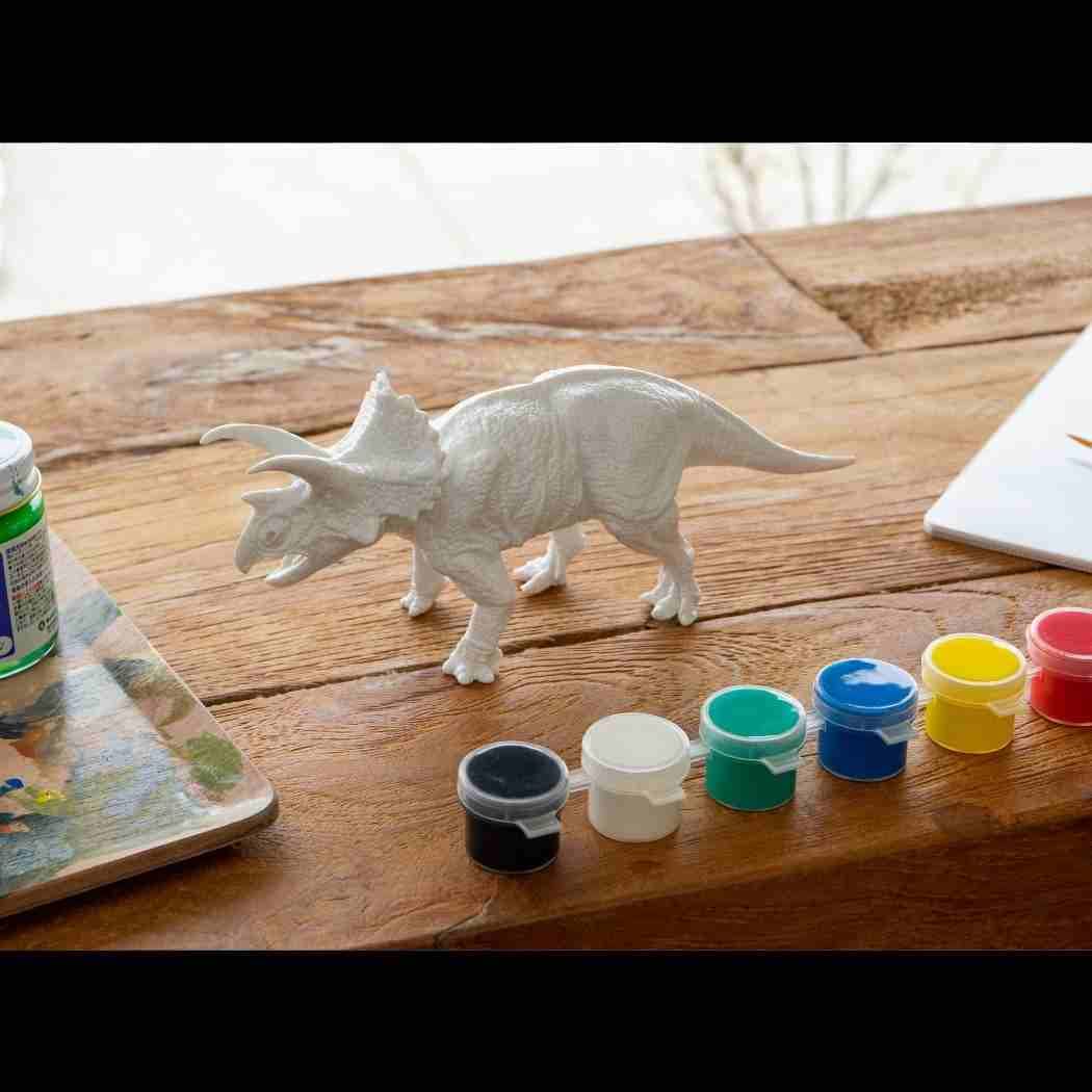 Favorite Fdp-702 Triceratops Paint Model- Japan Figure Store - #1 Bring To You The Best Japanese Goods