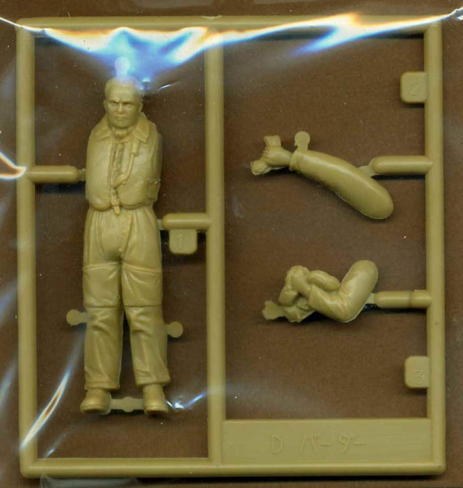FINE MOLDS Ad4 Ww2 Royal Air Force Pilot Douglas Bader 1/32 Scale Kit