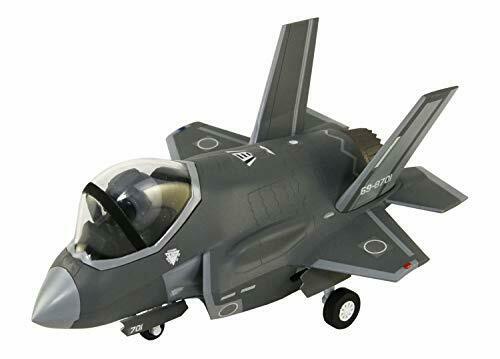 Great Wall Hobby Air Self Defense Force Fighter F-35a With One Pilot Figure Plas - Japan Figure