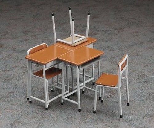 Kit de modèle de bureau et chaise d'école Hasegawa 1/12