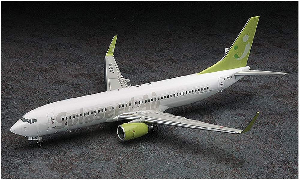 HASEGAWA 1/200 Solaseed Air Boeing 737-800 Plastic Model