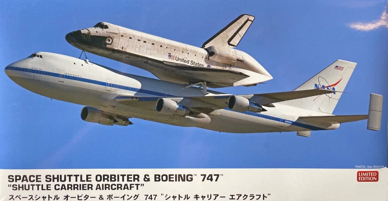 HASEGAWA 1/200 Space Shuttle Orbiter & Boeing 747 Shuttle Carrier Air Craft Plastic Model
