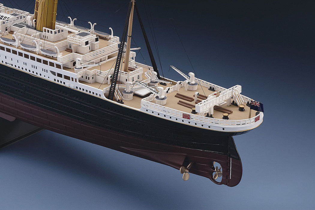 Hasegawa 1/400 British Rms Titanic Plastic Model 40083