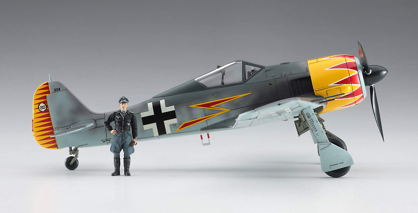 HASEGAWA 07492 Focke Wulf Fw190A-4 `Graf' avec figurine 1/48 Kit d'échelle