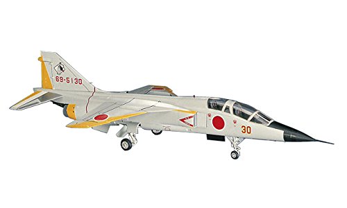 HASEGAWA 1/72 Mitsubishi T-2 J.A.S.D.F. Super-Sonic Advance Jet Trainer  Plastic Model