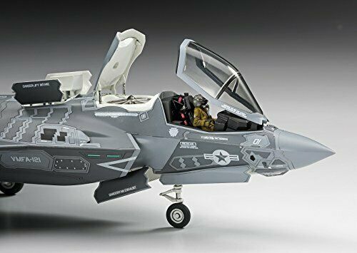 Hasegawa F-35 Lightning Ii Type B 'u.s. Marine'. Plastic Model Kit