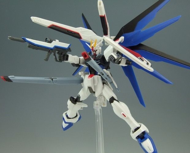 Hcm Pro 39-00 Zgmf-x10a Freedom Gundam 1/200 Action Figure Gundam Seed Japan