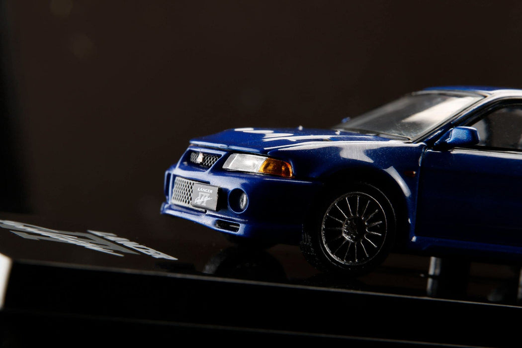 Hobby Japon 1/64 Mitsubishi Lancer GSR Evo 6 CP9A Bleu Perle HJ641033ABLP