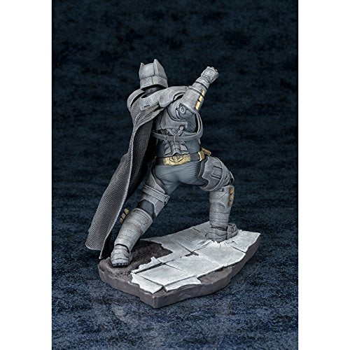 KOTOBUKIYA Sv111 Artfx+ Batman Dawn Of Justice PVC-Figur im Maßstab 1/10