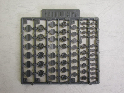 Kotobukiya P120 Round Mold IV - Non-Scale Plastic Modeling Support Unit- Japan Figure Store - #1 Bring To You The Best Japanese Goods